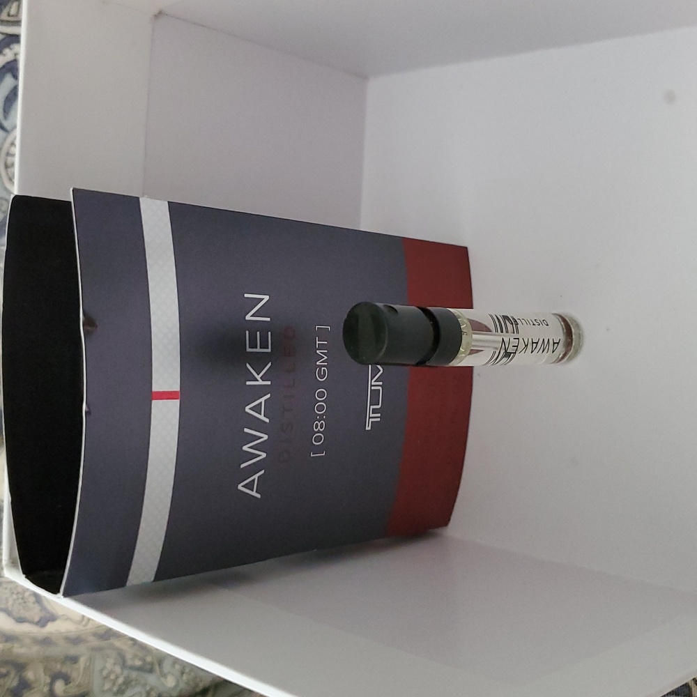 Tumi Awaken Cologne